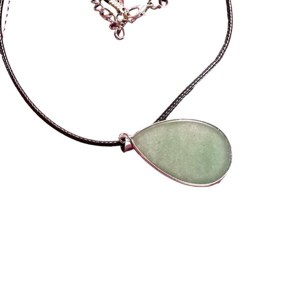 Green Aventurine Necklace Pendant in Silver Bezel Setting - Picture 4 of 10